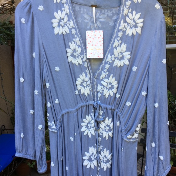 Dresses & Skirts - Free People Dress!